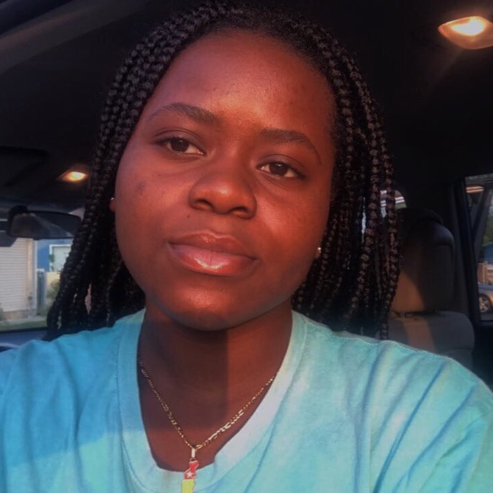 Meet your Posher, Gloria